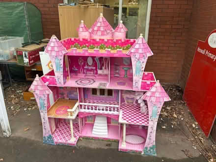 Photo of free Very tall dolls house (CH60) #1