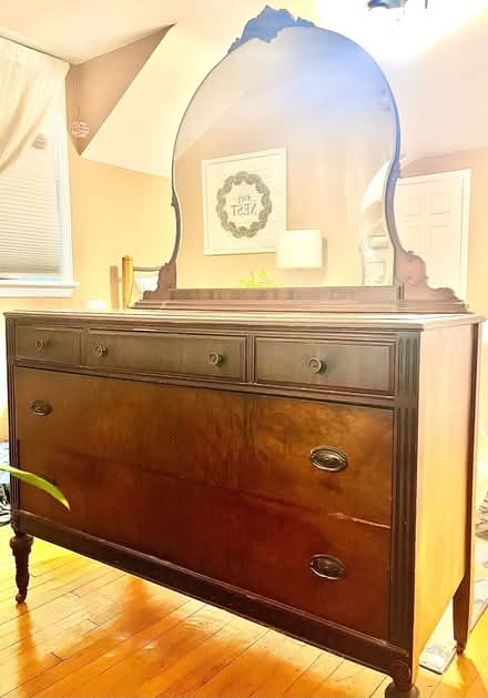 Photo of free Antique Furniture (08846) #1
