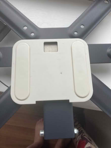 Photo of free TV wall mount Universal? (Filton BS34) #4