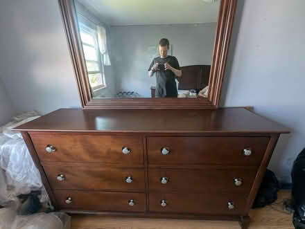 Photo of free Bedroom set (Ridgewood, NY) #2