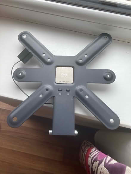 Photo of free TV wall mount Universal? (Filton BS34) #2