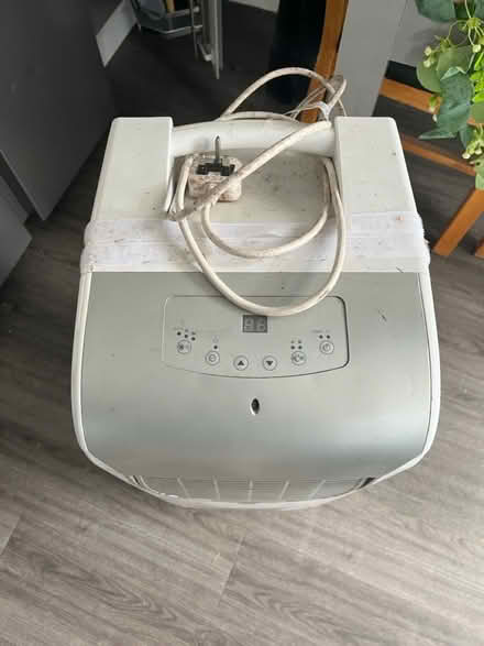 Photo of free NON WORKING AC unit (Heywood OL10) #4