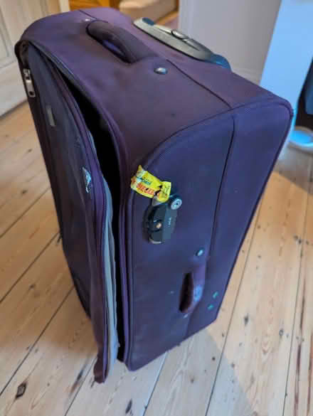 Photo of free Large suitcase (Fiveways BN1) #2