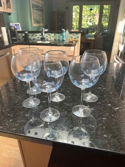 Photo of free 6 pretty wine goblets (Redwood city) #1