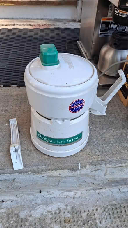 Photo of free Omega juicer (Westboro, 262 Duncairn Ave.) #1