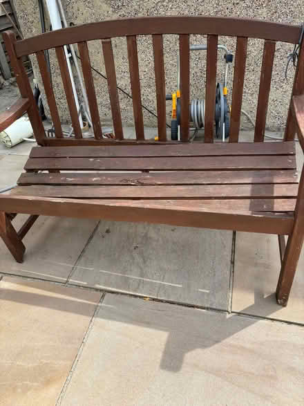 Photo of free Garden Bench (broken) (Bexleyheath DA6) #1
