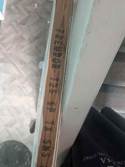 Photo of free 6 panel solid wood door (Lowedges S8) #1