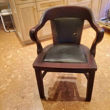 Photo of free Wooden armchair (Upper West Side, 108/Broadway) #1