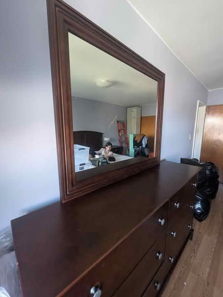Photo of free Bedroom set (Ridgewood, NY) #1