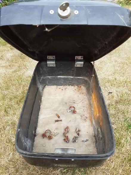Photo of free Craven top box (Welwyn AL6) #2