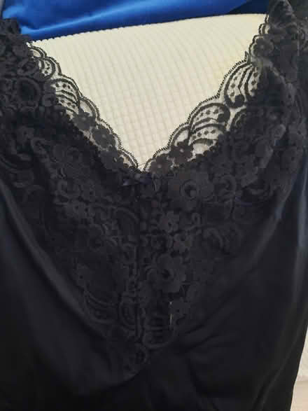 Photo of free Full slip, size Med (Hunt Club / McCarthy Rd.) #2
