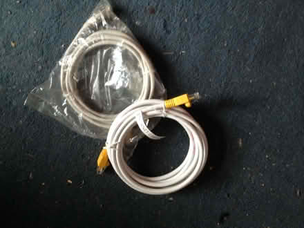 Photo of free short ethernet cables (Quinton B32) #1