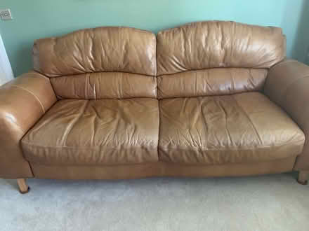 Photo of free Leather sofa (Chingford London E4) #3