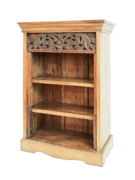 Photo of Small bookshelf (Wallisdown) #1