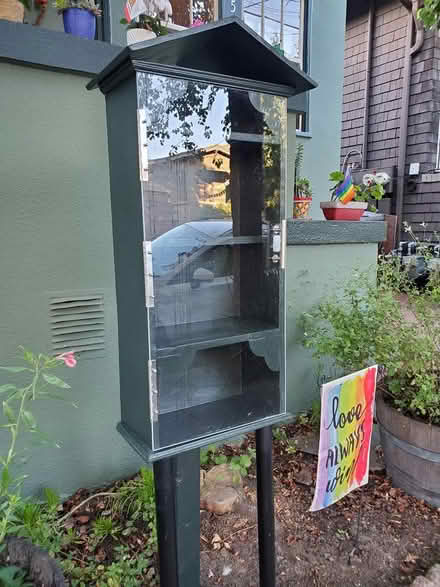 Photo of Food Pantry needs containers (North Oakland) #1