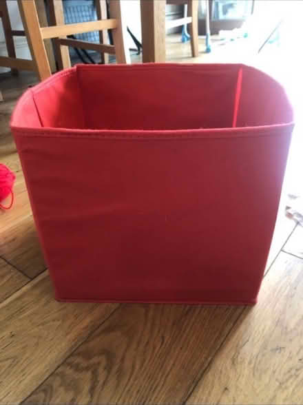 Photo of free Cube storage box (Cheshunt En8) #1
