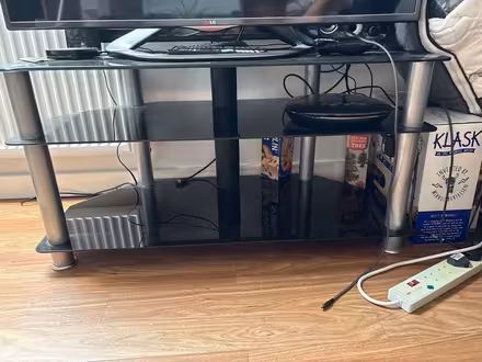 Photo of free TV stand (Englefield Green TW20) #1