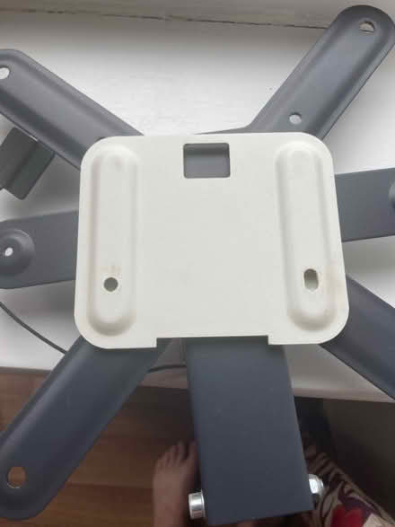 Photo of free TV wall mount Universal? (Filton BS34) #3
