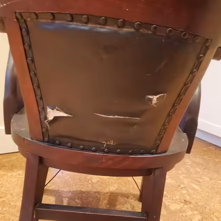 Photo of free Wooden armchair (Upper West Side, 108/Broadway) #3