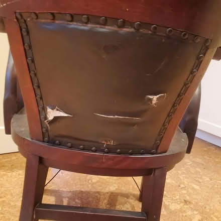 Photo of free Wooden armchair (Upper West Side, 108/Broadway) #3