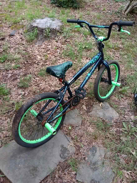Photo of free 20" boys bike (Heidelburg Rd, Lanham) #1