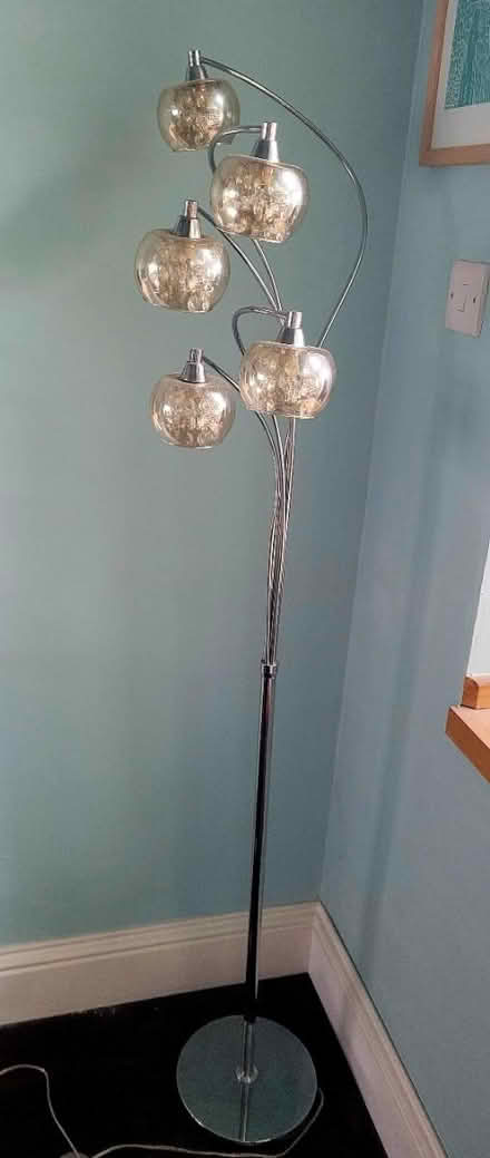 Photo of free halogen chandelier standard lamp (Morden (near Ravensbury Park)) #1
