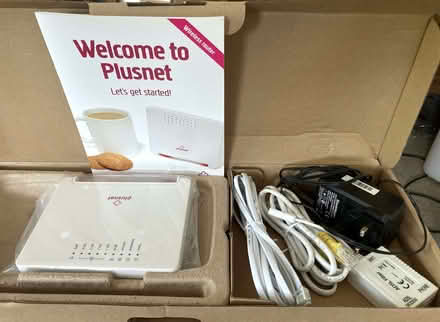 Photo of free PlusNet Router and Cables (Dormansland RH7) #1