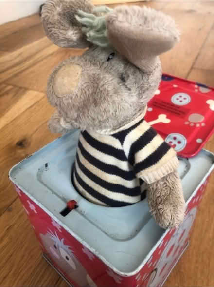 Photo of free Vintage musical Jack in a Box (Cheshunt En8) #4