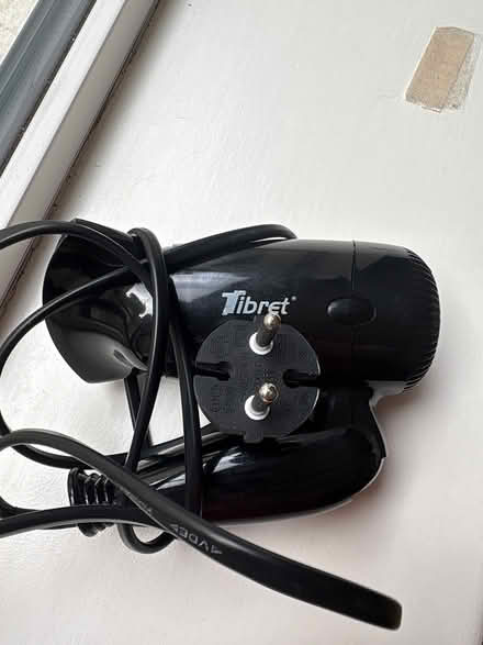 Photo of free EU travel hairdryer (Dublin 1 near Rotunda) #1