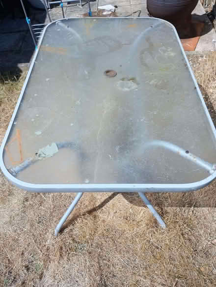 Photo of free Garden table (Sutton Courtenay OX14) #3