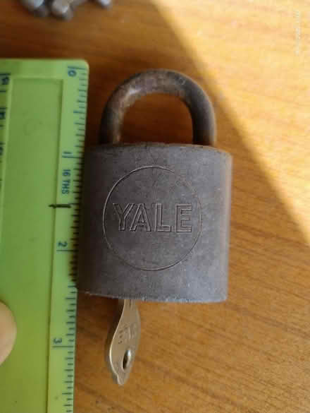 Photo of free Yale padlock with one key (Ingol PR2) #1