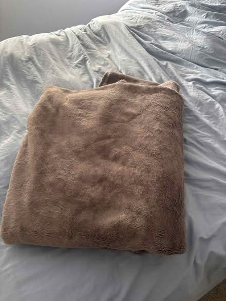 Photo of free Large Gray Blanket (Manchester M13) #1
