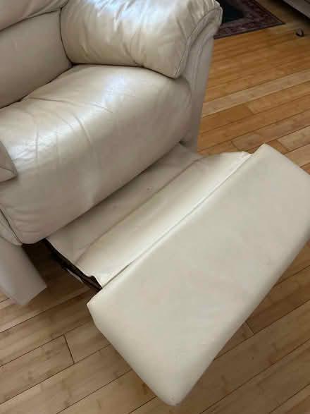Photo of free Recliner in cream leather (Gardena) #3