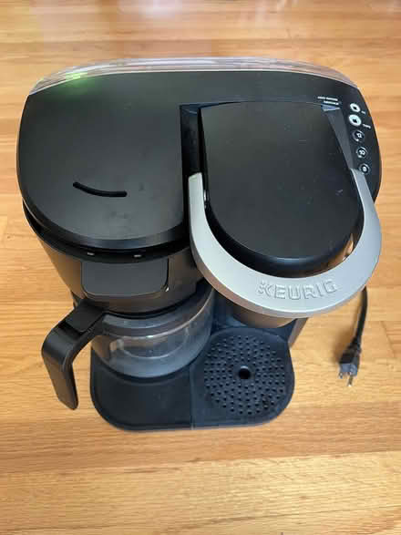 Photo of free Keurig coffee maker (Maple Leaf) #3