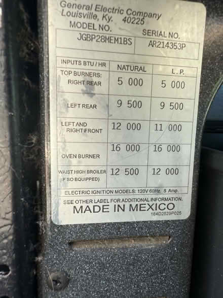 Photo of free GE Gas Range (Mundelein IL) #2