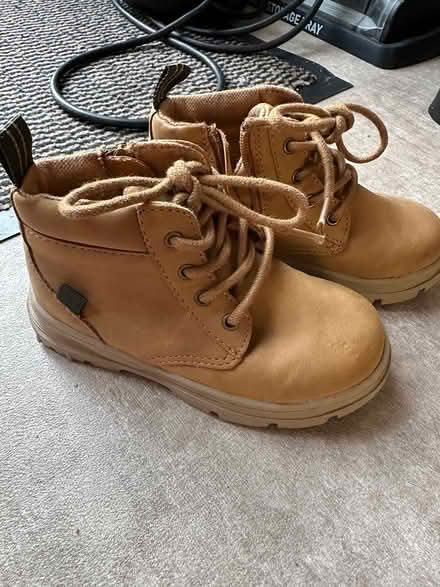 Photo of free Boy Zara boots (En7 6eb) #1