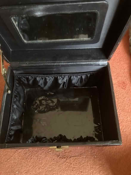Photo of free Black vanity case (Hednesford WS12) #2