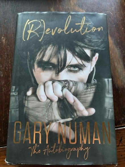 Photo of free Gary Numan Autobiography (RH13) #1