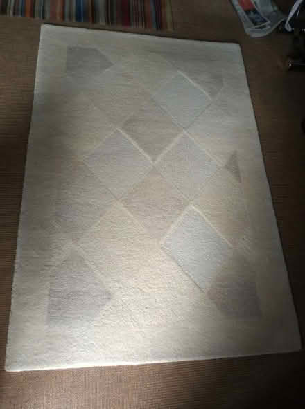 Photo of free Cream rug (Wiveliscombe, TA4) #1