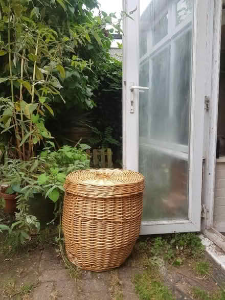 Photo of free Large wicker basket. (Orpington BR5) #1