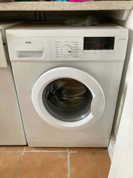 Photo of free Washing machine (Tarvin, CH3) #1
