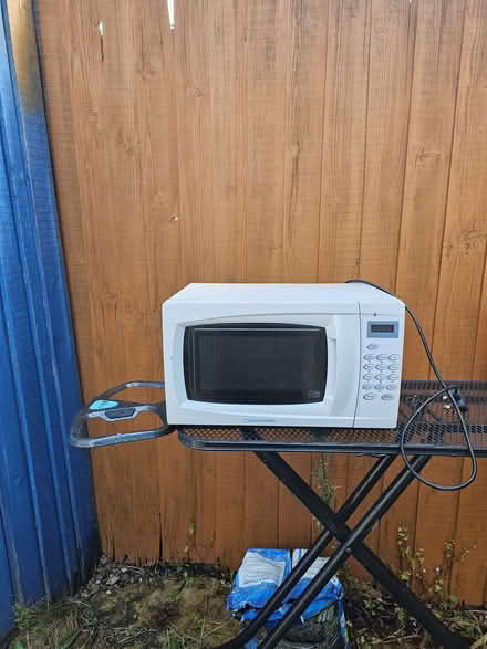 Photo of free Microwave (Highbury Vale NG6) #1