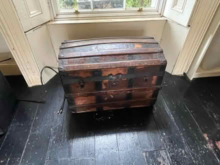 Photo of free Old chest (Charleville Avenue Dublin) #1