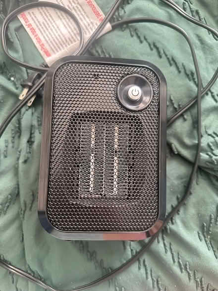Photo of free Compact heater (Jersey city) #1