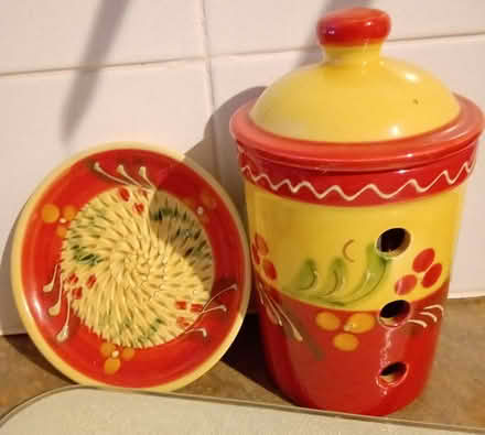 Photo of free RIGAS garlic keeper and grinder (Orton Goldhay) #1