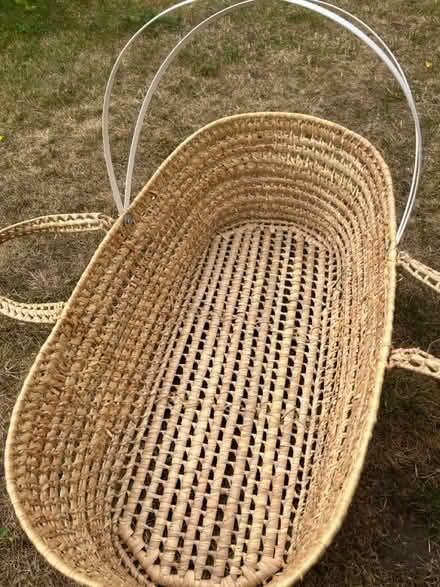 Photo of free Moses basket (Oxford OX4) #1