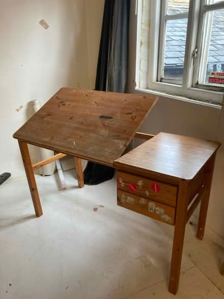 Photo of free Desks needs repair (S3 Neepsend) #1