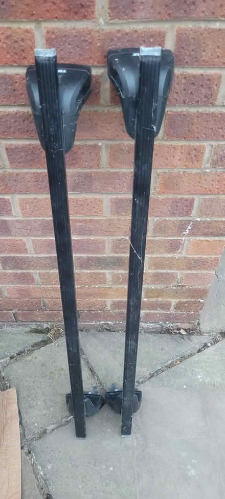 Photo of free Thule roof bars (Ewyas Harold, HR2) #1