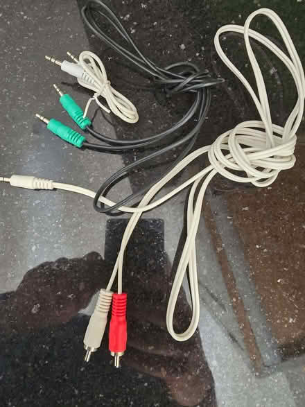 Photo of free 3.5mm cables (Bray SL6) #1