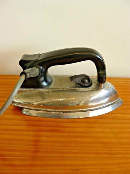Photo of free Vintage Clothes Iron (Garston, WD25) #2